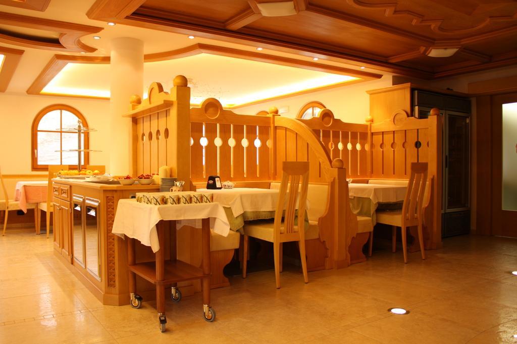 Agriturismo Pianrestel カヴァレーゼ エクステリア 写真