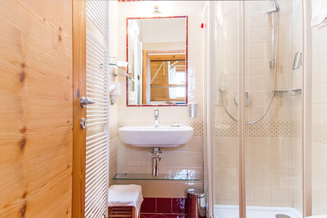 Agriturismo Pianrestel カヴァレーゼ エクステリア 写真